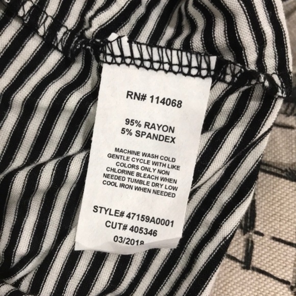 Ten Sixty Sherman Striped V-Neck Tee - Picture 5 of 6